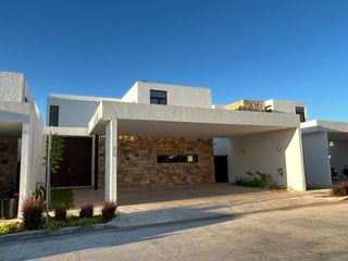 Casa en Renta en Mérida, Privada Amidanah, Temozón (32)