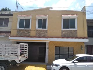 Venta Casa  Amplia cerca Centro Escolar Morelos y CAPU