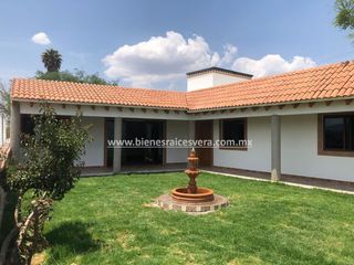 CASA EN PRE-VENTA EN TEQUISQUIAPAN EN LA TORTUTGA LIZ