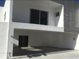 Casas Venta Monterrey Zona San Jerónimo 70-CV-873