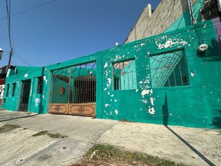 Casa en venta una planta Mérida Yucatán, Juan Pablo ll sobre avenida  y parque