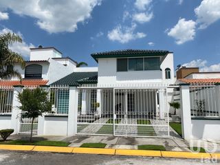 Tu sueño hecho hogar: Casa en venta, Fraccionamiento  Ex Hacienda San José. Toluca
