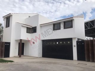 Amplia casa en VENTA en Viñedos, primera etapa en Torreon, Coah.