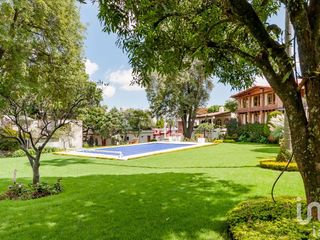 Casa en Venta en Cuernavaca amplio jardín y vista panorámica col Buenavista Zona Norte