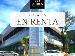 En Renta Local en plaza Altrea