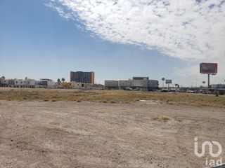 Se vende Terreno en Avenida Tecnológico en Ciudad Juárez
