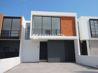 Casa Nueva en Preventa en Punta Norte en Colima