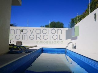 Casa en Venta en Villas del Mesón, Juriquilla, con canal de nado y alberca