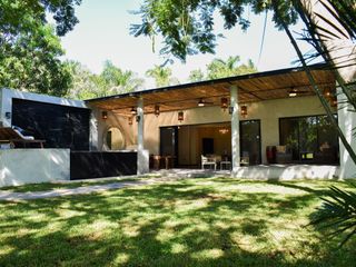 Casa  Algarrobo en venta en la Ceiba