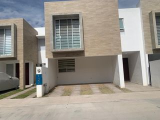 Casa en Fraccionamiento Residencial San Thelmo sur en Aguascalientes