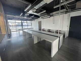 Renta Oficina 152m2  - Ejército Nacional Polanco - Acondicionada