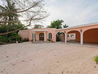 Casa en venta en Chichi Suarez de 1300 M2