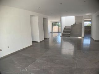 Casa en Venta en Interlomas (m2c38)