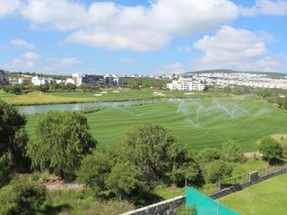 Penthouse con vista al campo de golf en venta en Zibatá SRM 21-4810