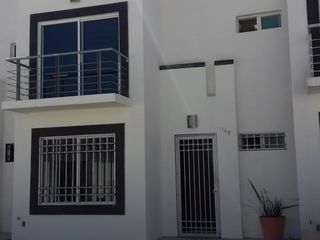 Casa en Venta, LOS LAGOS