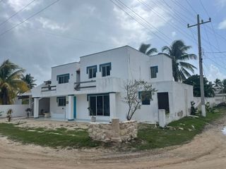 Casa en venta en Chicxulub Yucatan, a escasos metros del mar