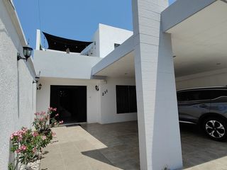 Casa con excelente ubicación en Francisco de Montejo