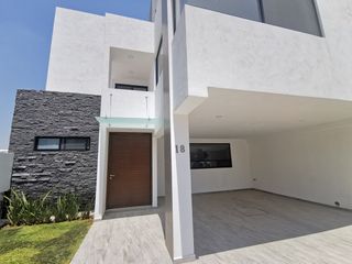 Casa NUEVA en Venta, Lomas de Angelópolis , Parque Querétaro