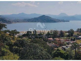 TERRENO CON VISTA PARCIAL AL LAGO EN SAN GASPAR