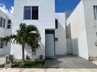 Casa en venta en privada Las Palmas, Kanasín, Mérida, Yuc