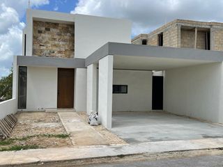 Casa (155) en Venta en Privada Nadira en Conkal