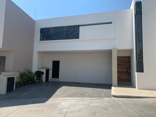 Casa en Condominio en Palmira Tinguindin Cuernavaca - CRB-995-Cd