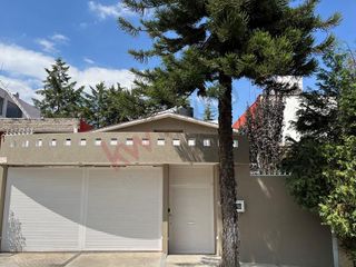 Casa en Venta Lomas de la Herradura. Doble Vigilancia. Jardín.