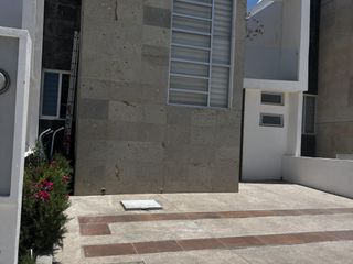 CASA EN VENTA EN RANCHO SANTA MONICA AL SUR AGUASCALIENTES