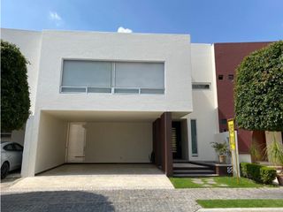 Casa en Venta en Lomas de Angelópolis 1