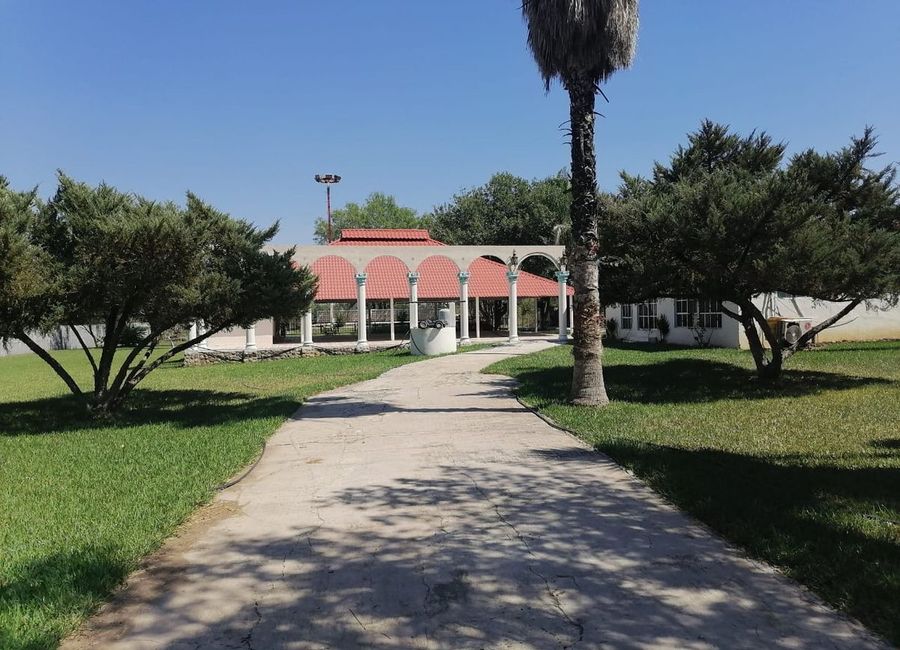 QUINTA VENTA EN LOS GIRASOLES, PESQUERIA N.L