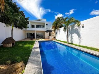 CASA EN VENTA EN MONTES DE AMÉ, MERIDA YUCATÁN.