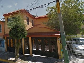Remate Bancario Casa en Papaloapan, Col. Colinas del Lago, Cuautitlán