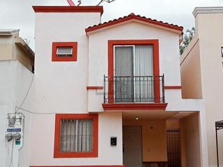 Casa sola en venta en Valle de los Nogales, Apodaca, Nuevo León