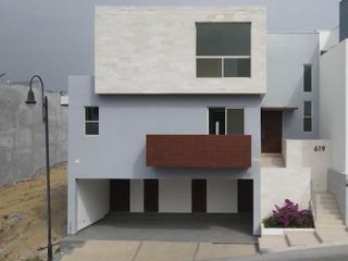 Casa Ideal en Laderas Residencial, Zona Sur, El URO,  Monterrey, N. L.