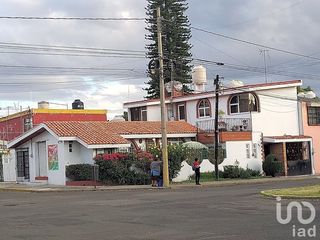 EXCELENTE CASA EN ESQUINA CON LOCAL COMERCIAL COL. SAN MANUEL