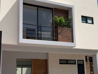 VENTA CASA  ARBOLADA CANCUN