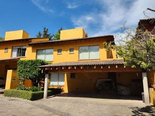 Casa en condominio en venta en El Cortijo