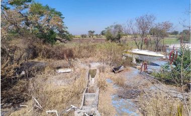 Terreno en el Circuito del Lago de Tequesquitengo