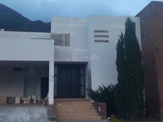 Casa en Venta en La Herradura Monterrey