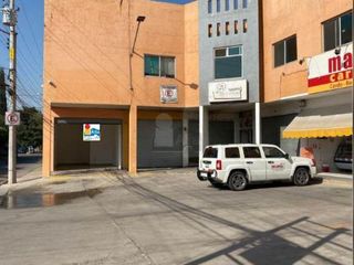 Local comercial en renta en El Cortijo, Irapuato, Guanajuato