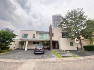 HERMOSA CASA EN PONTEVEDRA