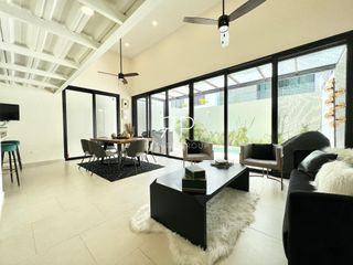 Excelente casa en venta en Cancún, Residencial Aqua by Cumbres.