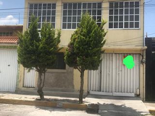 Casa en Venta en Jardines de Morelos, Ecatepec, Estado de México