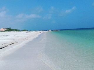 Terreno de 420m2 en Tercera Fila de la Playa en Chelem, Yucatán
