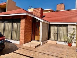 Gran Oportunidad de Casa en VENTA en un sólo piso en Colón Echegaray