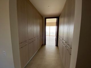 DEPARTAMENTO EN VENTA EN BOSQUE REAL