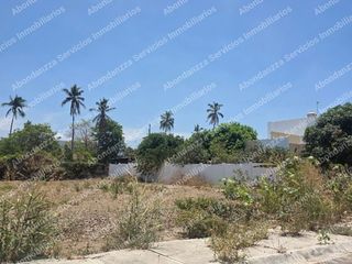 TERRENO EN VENTA  FRACCIONAMIENTO LA CEIBA MANZANILLO