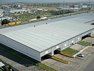 IB-QU0080 - Bodega Industrial en Renta en Querétaro, 3,000 m2.