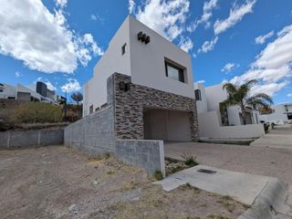 Casa en Venta Valle Escondido Chihuahua