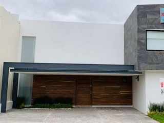 Casa en Condominio en  Renta en Condominio en Cumbres del Lago Querétaro
